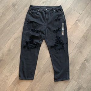 Size 16 AE ripped high waisted mom jeans